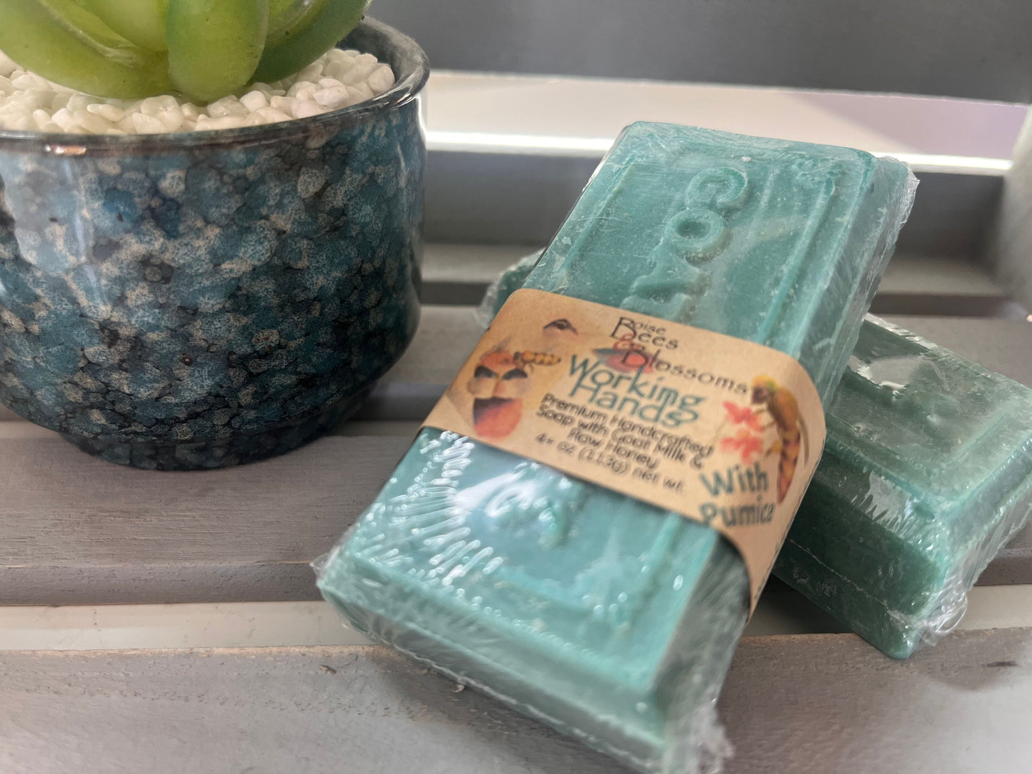 working hands soap front
